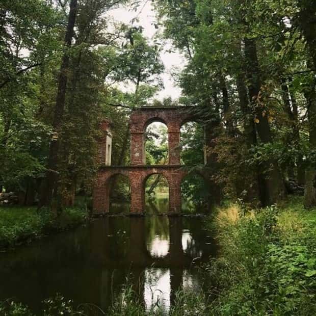 beautiful abandoned places (2)