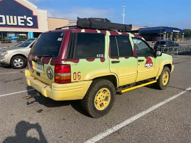 extreme car modifications (4)