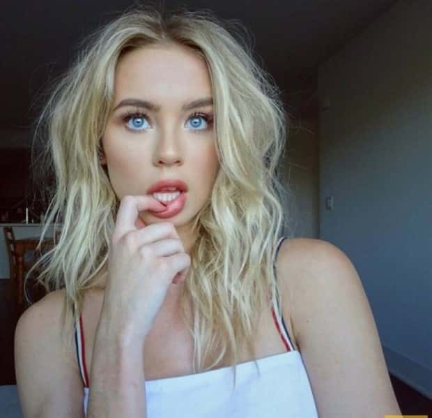hot blondes (1)