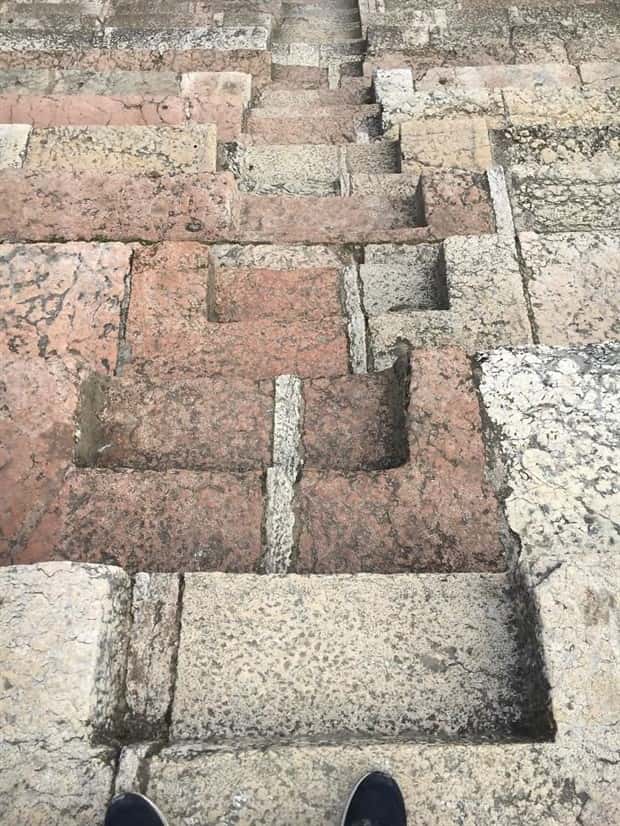 odd staircases (18)