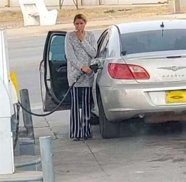 people doing stupid things (10)