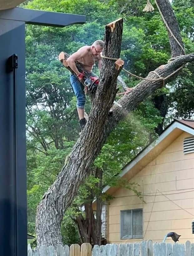 people doing stupid things (2)