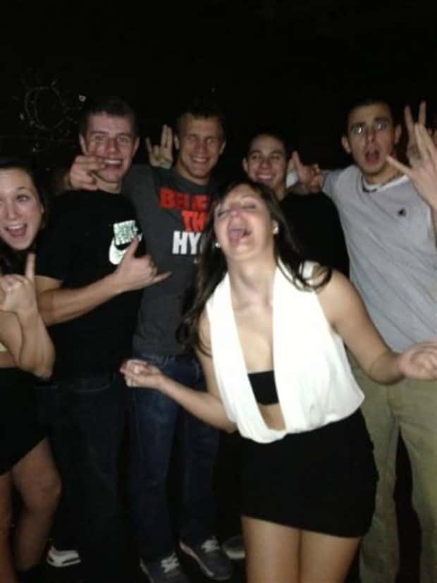 amusing photobombing (18)