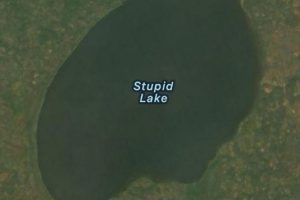 Canadian Lakes With Ridiculous Names (15 photos)