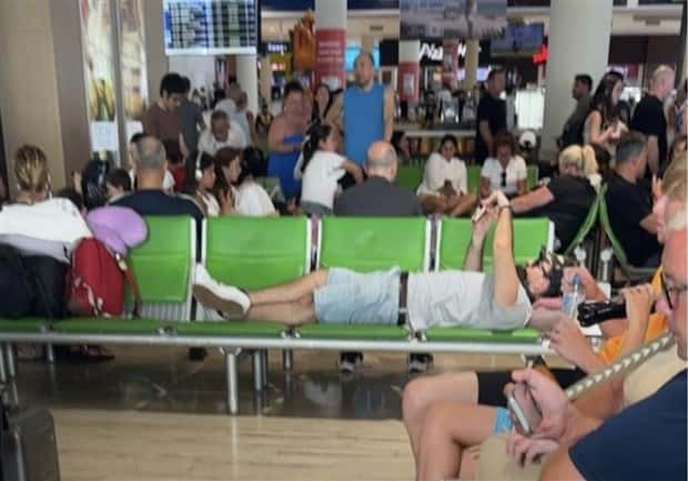 common courtesy fails (2)