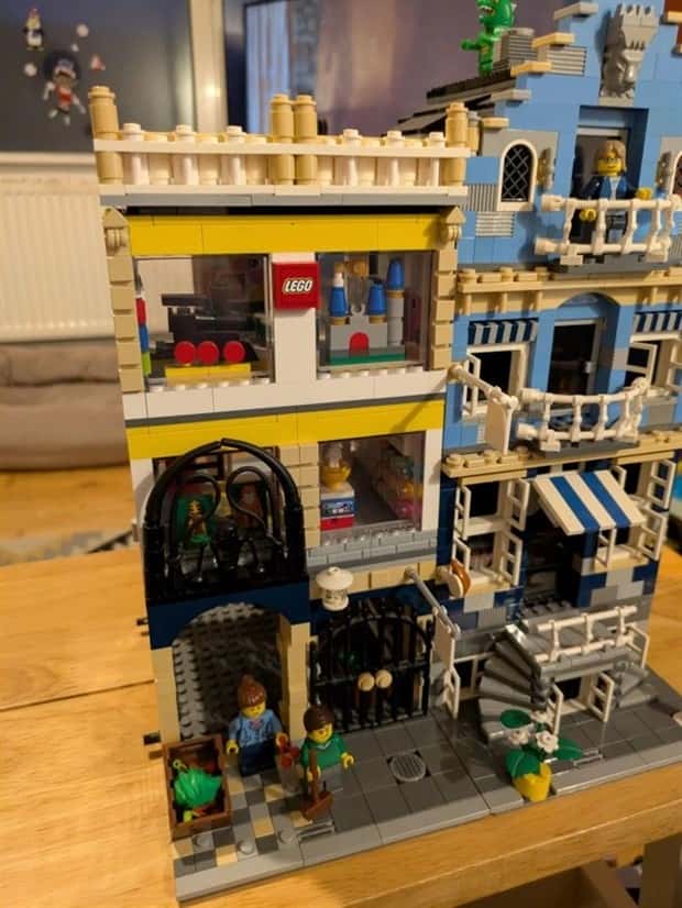 creative lego builds (15)