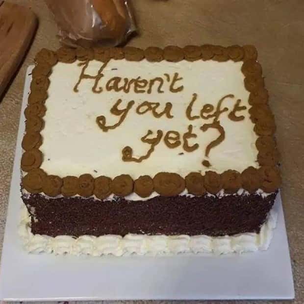 funny goodbye cakes (25)