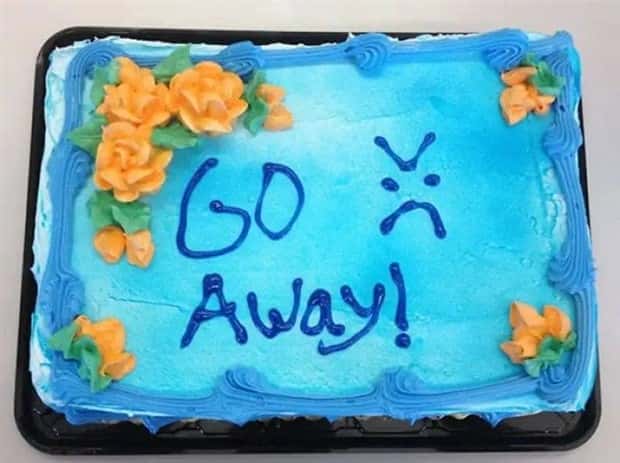 funny goodbye cakes (26)