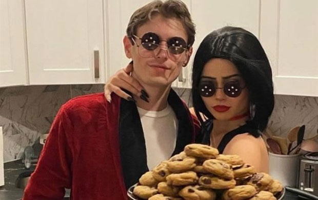 Couples Halloween Costumes That Beat Expectations
