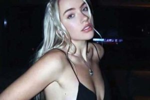 Always Down for Hot Blondes #15 (19 photos)