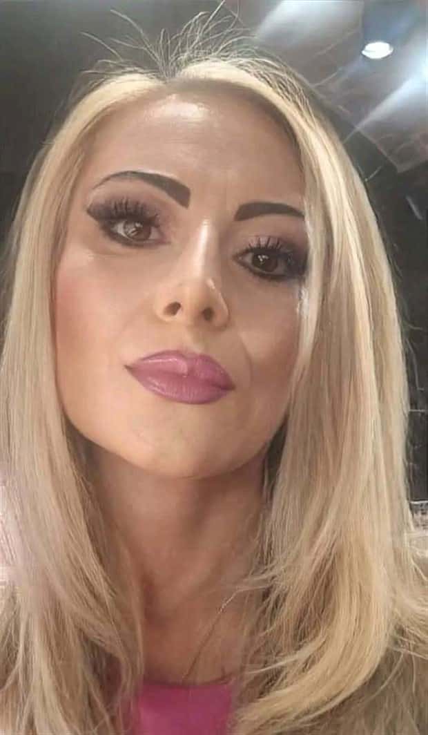 hot blondes (3)