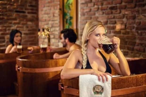 hot girls and beer (6)