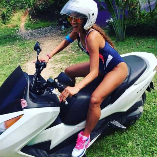 hot girls and motorcycles (6)