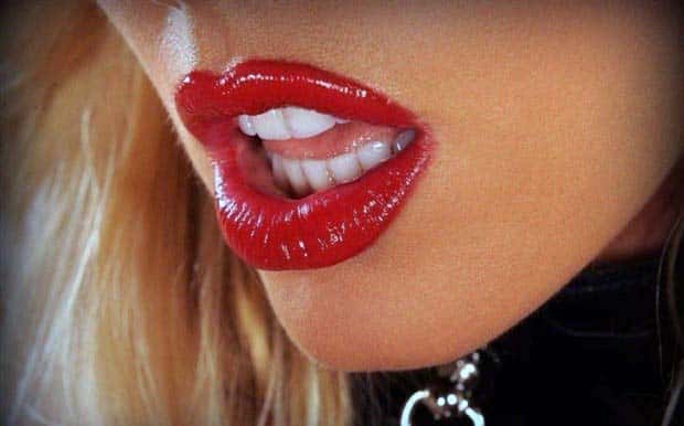 hot girls and red lips (2)