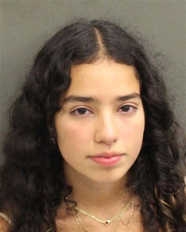 hot girls in mugshots (1)