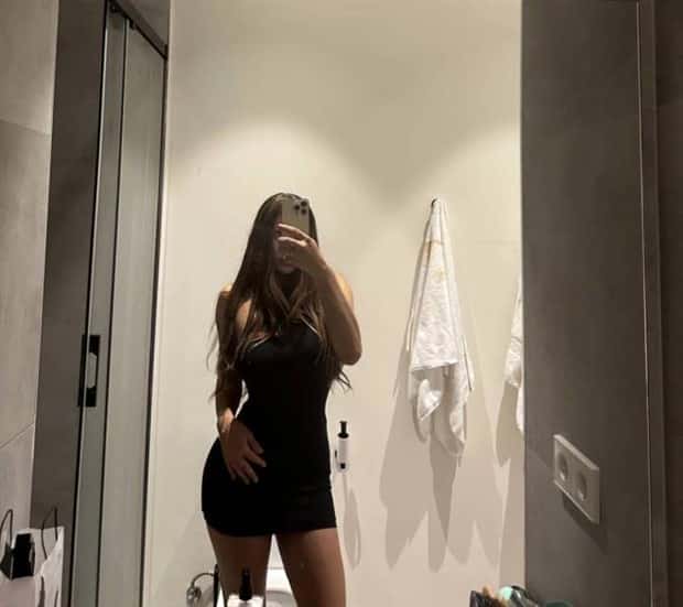 hot girls like black dresses (11)