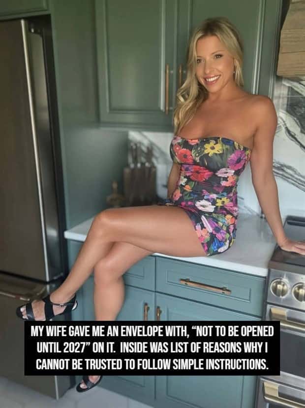 hot girls like jokes (11)