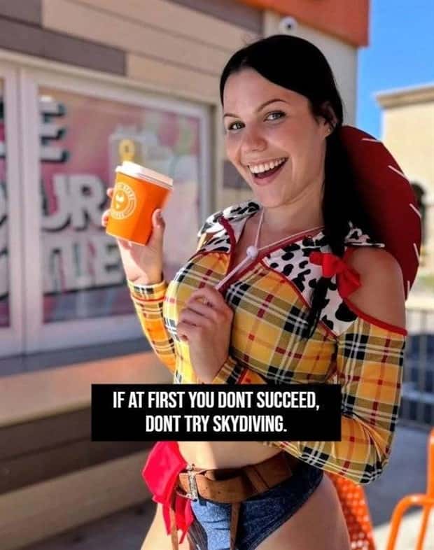 hot girls like jokes (12)