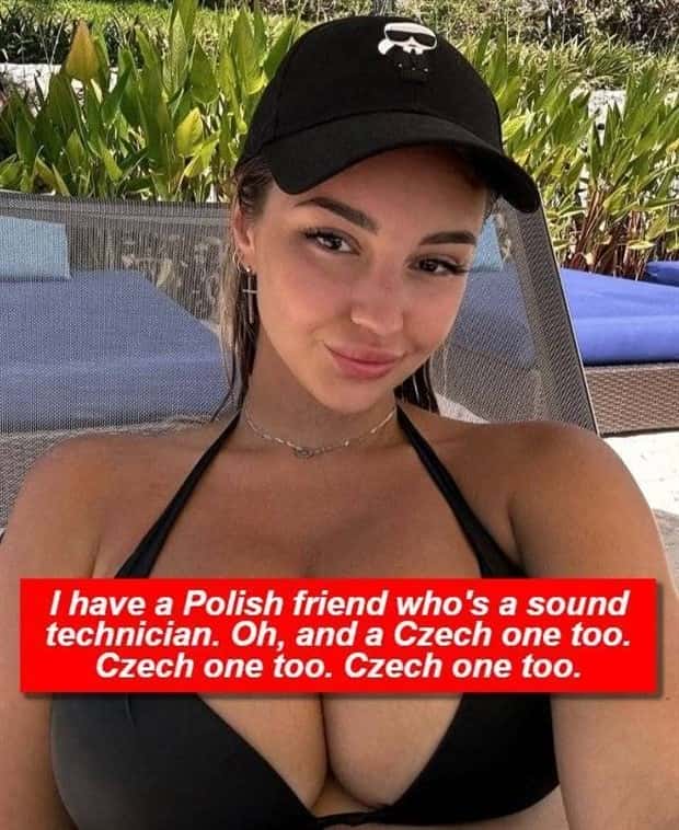 hot girls like jokes (2)