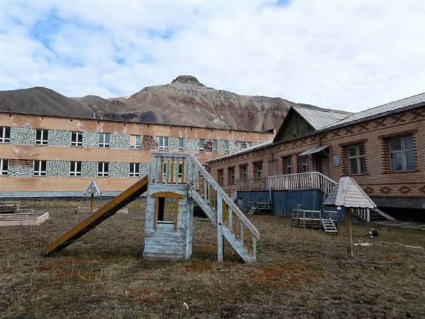 pyramiden arctic (13)