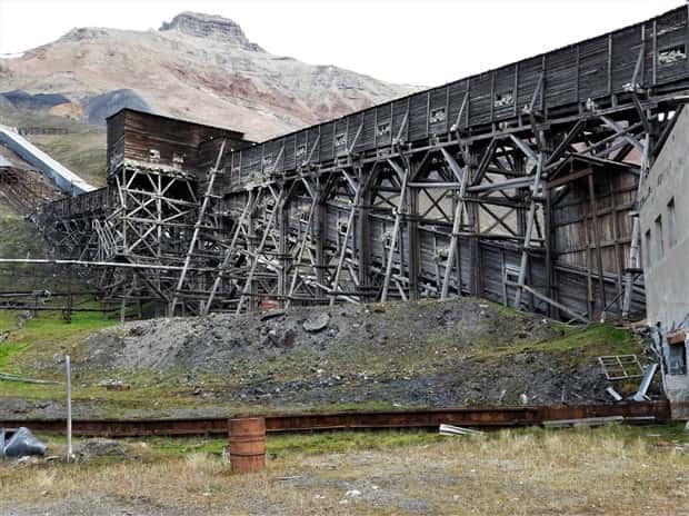 pyramiden arctic (17)