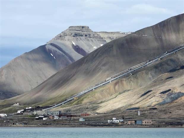 pyramiden arctic (2)