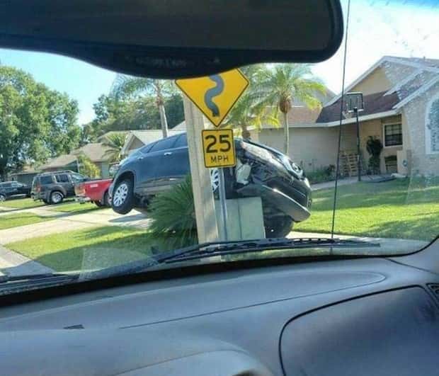 ridiculous driving fails (17)