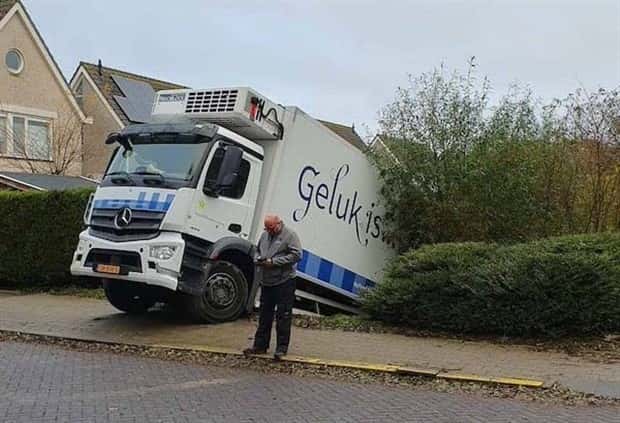 ridiculous driving fails (21)