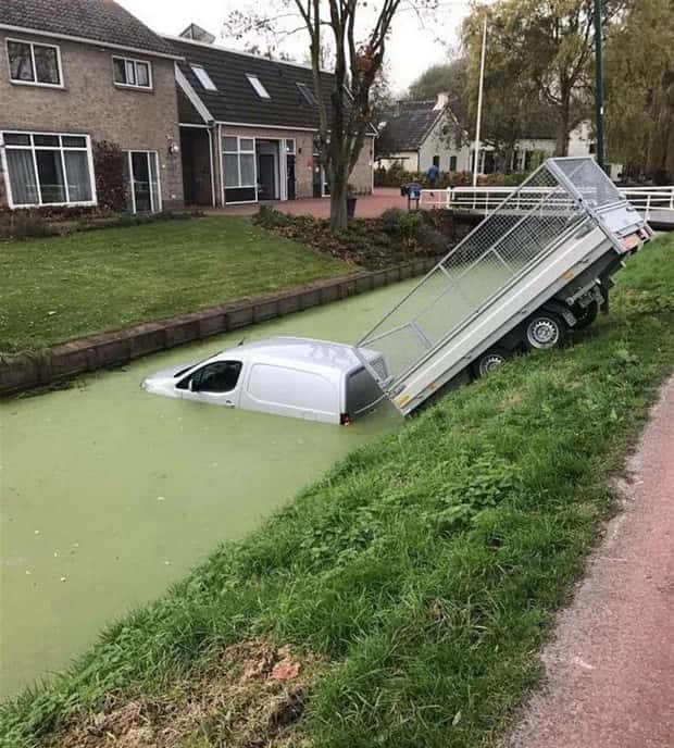 ridiculous driving fails (4)