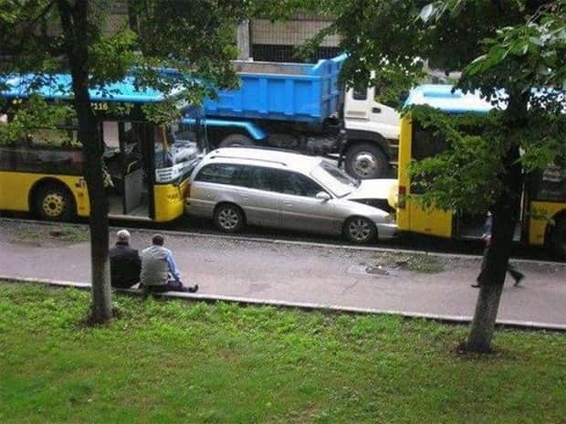 ridiculous driving fails (5)