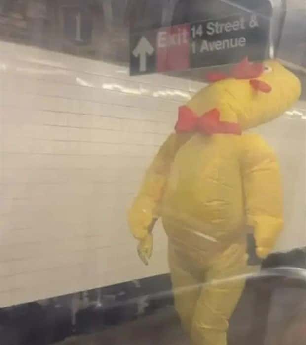 wild subway riders (6)